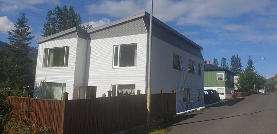 Seyðisfjörður Apartment Tungata מראה חיצוני תמונה